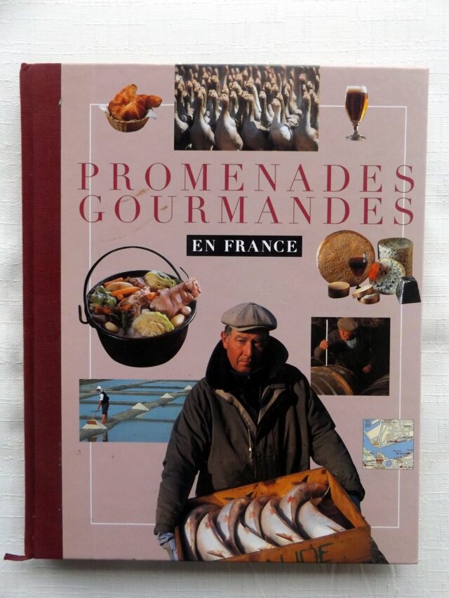PETITRENAUD, Jean-Luc  -  VALLAUD, Pierre. : "Promenades gourmandes en France."      