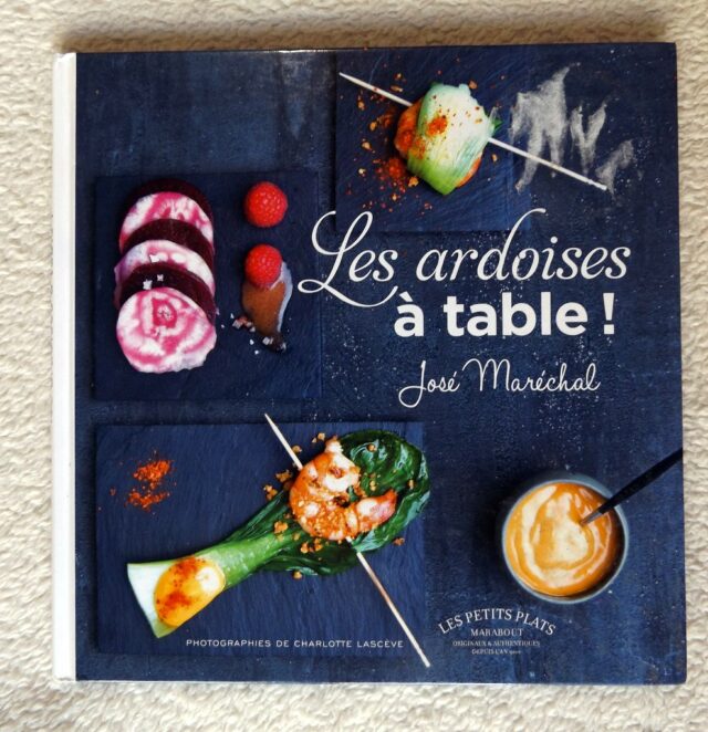 MARECHAL, José - [Akiko Ida]  : " Les Ardoises à Table! "