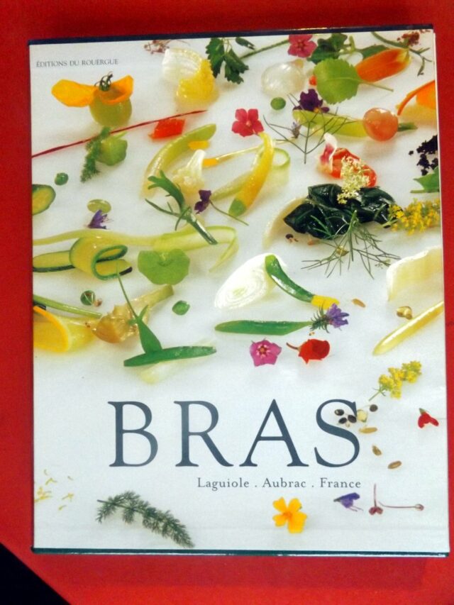 BRAS, Michel et Sébastien  -  GOUVION, Colette  -  MIALON, Patrick. : « Bras. Laguiole. Aubrac. France ».