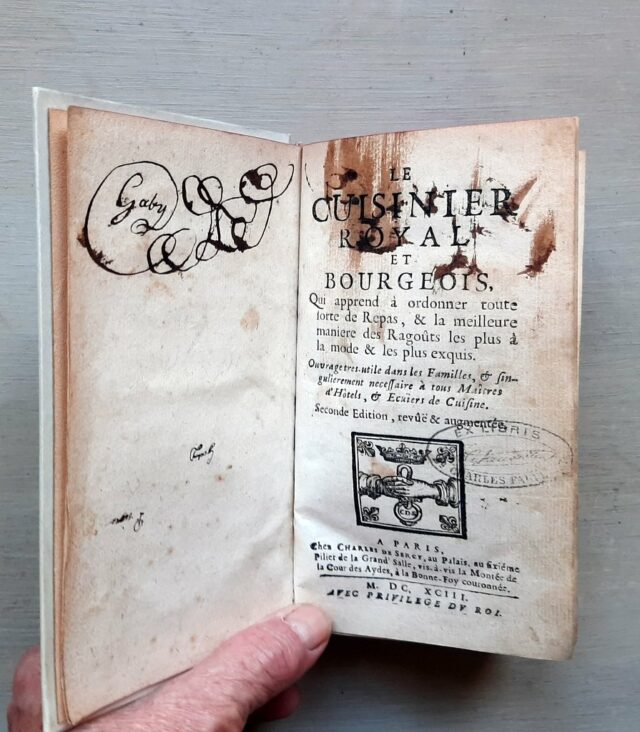 [MASSIALOT, François]. : "Le cuisinier royal et bourgeois......"