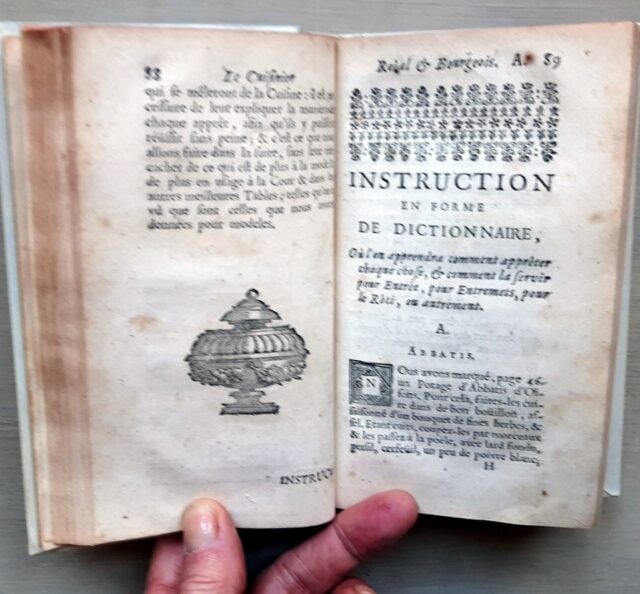 [MASSIALOT, François]. : "Le cuisinier royal et bourgeois......" – Image 3