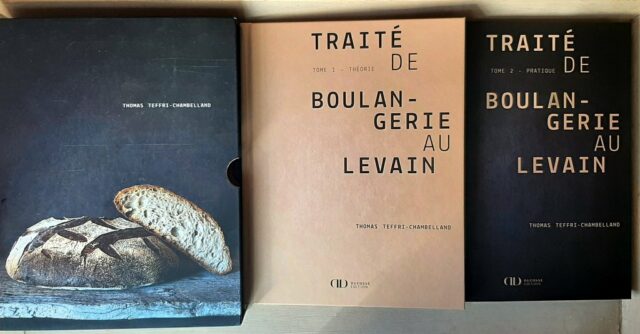TEFFRI-CHAMBELLAND, Thomas :  "Traité de boulangerie au levain. Complet Tome 1 et Tome 2" ( sous emboîtage  ) 